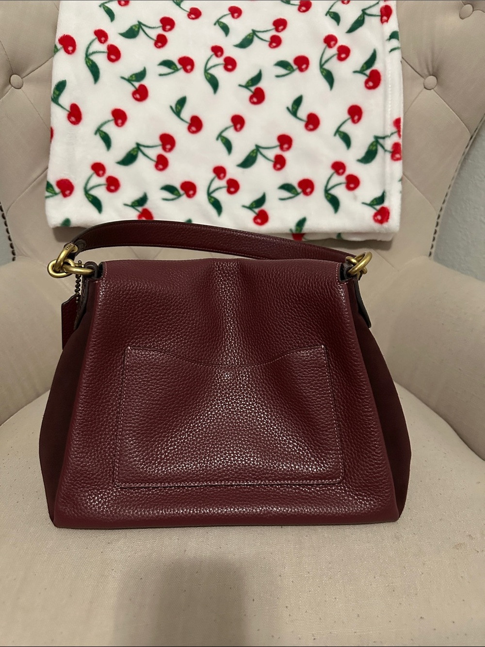 Coach Shoulder Bag in Burgundy with Brown Trim - Picture 2 of 5